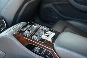 Audi A8 4.2 TDI quattro Lang Pro Line+ NL NAP