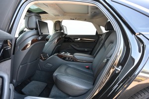 Audi A8 4.2 TDI quattro Lang Pro Line+ NL NAP