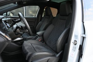 Audi Q4 Sportback e-tron 50 quattro S edition 77 kWh Panoramadak Sonos Head-up