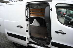 Citroën Berlingo 1.6 HDI MARGE 3 Persoons Airco Schuifdeur
