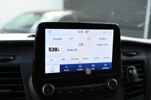 Ford Transit Custom 300 2.0 TDCI L2H1 Trend DC 6 Zits Carplay Trekhaak