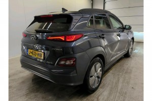 Hyundai KONA EV Premium 64 kWh Trekhaak Schuifdak