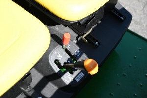 John Deere Gator CX 
