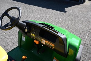 John Deere Gator CX 