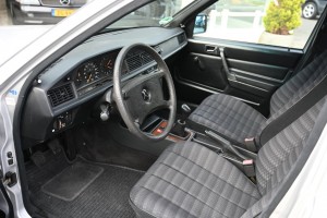 Mercedes-Benz 190 1.8 E Basic