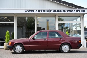 Mercedes-Benz 190 2.0 AVANTGARDE