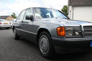 Mercedes-Benz 190 2.0 E Class