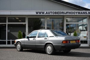 Mercedes-Benz 190 2.0 E Class