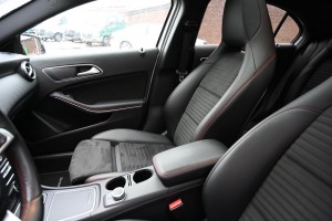 Mercedes-Benz A-Klasse 160 AMG Night Panoramadak Apple Carplay