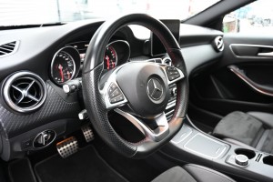 Mercedes-Benz A-Klasse 160 AMG Night Panoramadak Apple Carplay