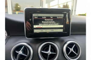 Mercedes-Benz A-Klasse 180 Ambition Automaat Amg velgen Trekhaak
