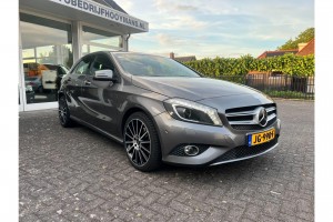 Mercedes-Benz A-Klasse 180 Ambition Automaat Amg velgen Trekhaak