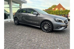 Mercedes-Benz A-Klasse 180 Ambition Automaat Amg velgen Trekhaak