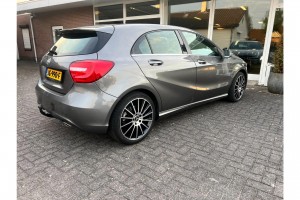 Mercedes-Benz A-Klasse 180 Ambition Automaat Amg velgen Trekhaak