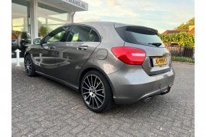 Mercedes-Benz A-Klasse 180 Ambition Automaat Amg velgen Trekhaak