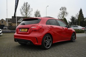 Mercedes-Benz A-Klasse 180 CDI Automaat AMG Panorama dak Comand Leder Camera