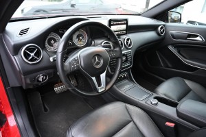 Mercedes-Benz A-Klasse 180 CDI Automaat AMG Panorama dak Comand Leder Camera