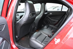 Mercedes-Benz A-Klasse 180 CDI Automaat AMG Panorama dak Comand Leder Camera