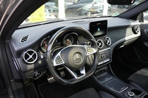 Mercedes-Benz A-Klasse 200 AMG Edition Panoramadak Carplay Night pakket