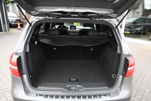 Mercedes-Benz B-Klasse 180 AUT7 AMG NIGHT PANORAMADAK CARPLAY