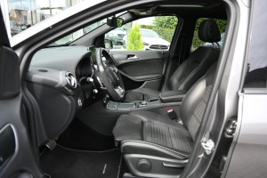 Mercedes-Benz B-Klasse 180 AUT7 AMG NIGHT PANORAMADAK CARPLAY