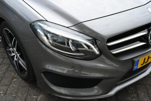Mercedes-Benz B-Klasse 180 AUT7 AMG NIGHT PANORAMADAK TREKHAAK