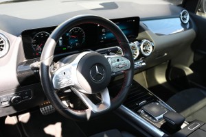 Mercedes-Benz B-Klasse 250 e Business Solution AMG Panoramadak Memory Sfeerverlichting