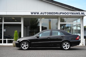 Mercedes-Benz C-Klasse 180 K. Avantgarde Airco Navi Trekhaak 1e eigenaar Nieuwstaat