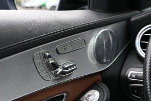 Mercedes-Benz C-Klasse 300 AMG Premium Plus Panoramadak Memory Burmester