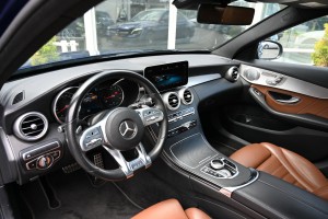 Mercedes-Benz C-Klasse 300 AMG Premium Plus Panoramadak Memory Burmester