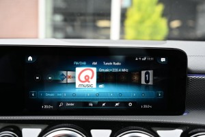 Mercedes-Benz CLA-Klasse 180 Luxury Panoramadak Memory Carplay