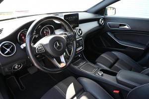 Mercedes-Benz CLA-Klasse Shooting Brake 180 Automaat Urban Carplay Camera Stoelverwarming