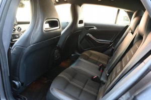 Mercedes-Benz CLA-Klasse Shooting Brake 180 Automaat Urban Carplay Camera Stoelverwarming