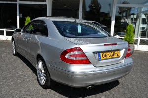 Mercedes-Benz CLK-Klasse Coupé 320 Avantgarde Memory Schuifdak Youngtimer