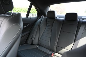 Mercedes-Benz E-Klasse 350 e Avantgarde Carplay Head-up Leder