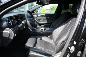 Mercedes-Benz E-Klasse 350 e Avantgarde Carplay Head-up Leder