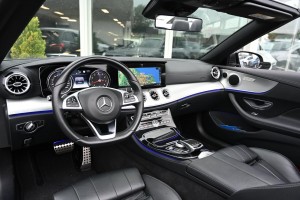 Mercedes-Benz E-Klasse Cabrio 200 AMG Distronic Leder Carplay