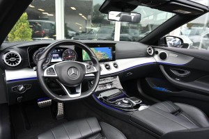 Mercedes-Benz E-Klasse Cabrio 200 AMG Distronic Leder Carplay