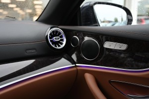 Mercedes-Benz E-Klasse Cabrio 200 Widescreen Luchtvering Head-Up Leder