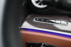 Mercedes-Benz E-Klasse Cabrio 200 Widescreen Luchtvering Head-Up Leder