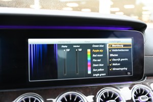 Mercedes-Benz E-Klasse Cabrio 200 Widescreen Luchtvering Head-Up Leder