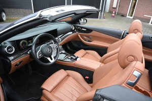 Mercedes-Benz E-Klasse Cabrio 200 Widescreen Luchtvering Head-Up Leder