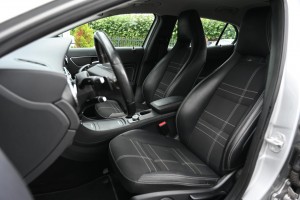 Mercedes-Benz GLA 200 Ambition Trekhaak Stoelverwarming
