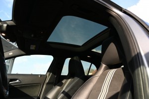 Mercedes-Benz GLA 200 AMG Night Panoramadak Camera