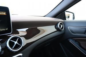 Mercedes-Benz GLA 200 Prestige Panoramadak Trekhaak Carplay