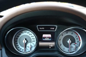 Mercedes-Benz GLA 200 Prestige Panoramadak Trekhaak Carplay