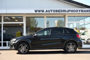 Mercedes-Benz GLA 200 Prestige Panoramadak Trekhaak Carplay