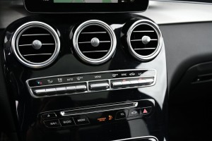 Mercedes-Benz GLC 250 4MATIC Panoramadak Burmester AMG interieur