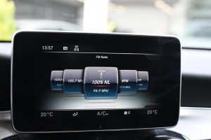 Mercedes-Benz GLC 250 4MATIC Panoramadak Burmester AMG interieur