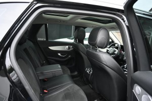 Mercedes-Benz GLC 250 4MATIC Panoramadak Burmester AMG interieur